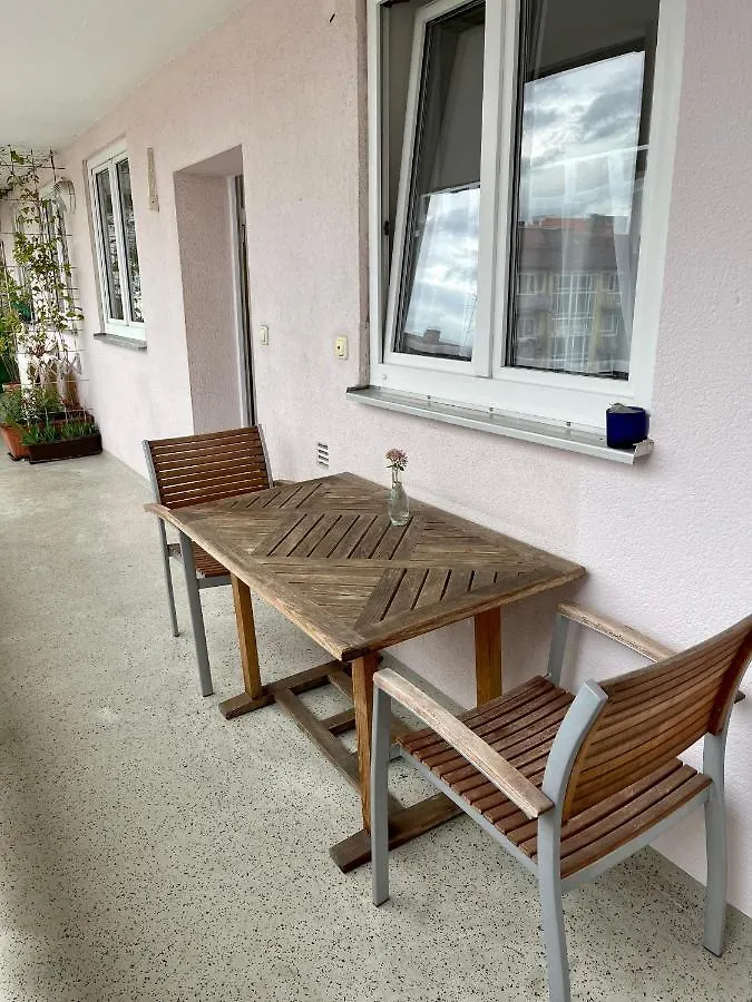 Wunderschoene 3 Zimmer Wohnung Mitten In Schwabing Munich Apartment